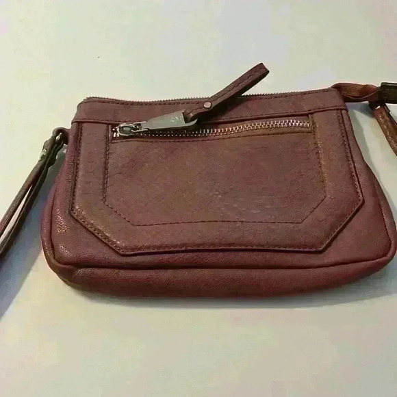 Python print wristlet, 3 zipper bag, excellent used condition​ - Picture 2 of 3